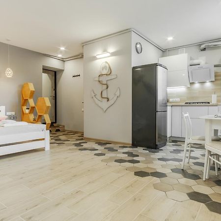 Vip Apartment Blue Whale 敖德萨 外观 照片